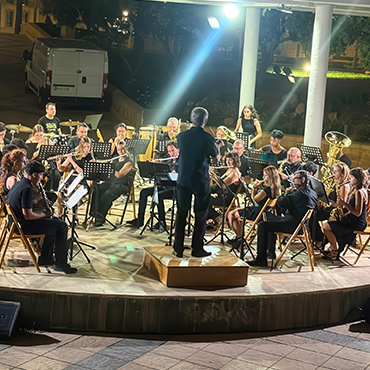 Cartel del espectáculo: Banda Sinfónica de la Escuela Municipal de Música de Roquetas de Mar